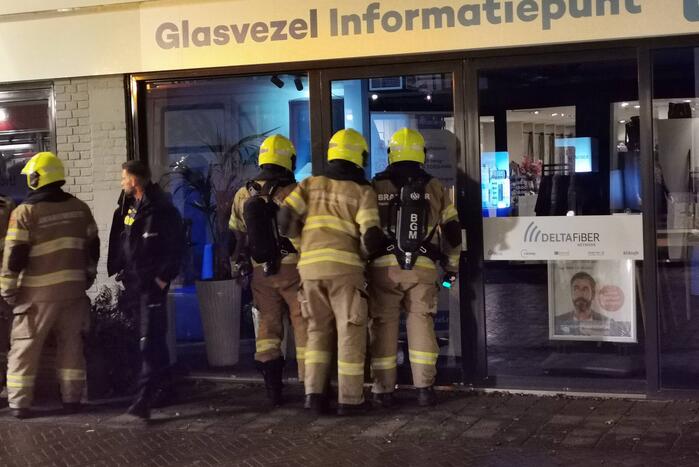 Appartementen ontruimd door brand in winkelpand