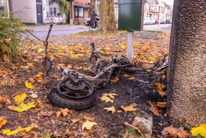 Opnieuw gaat een Go Sharing-deelscooter in de hens