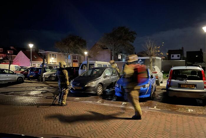 Brand zorgt voor schade aan personenauto