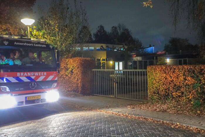 Stapel papier in brand