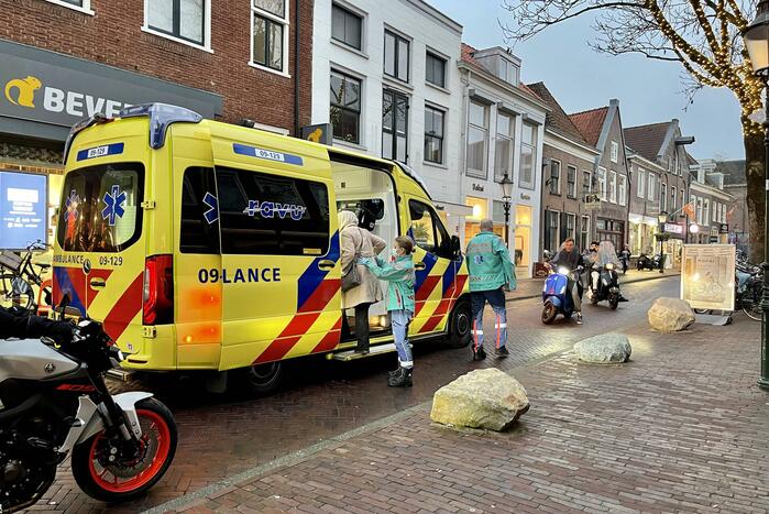 Vrouw gewond na ongeval met fiets