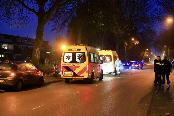 Persoon ernstig gewond bij botsing tussen fiets en scooter