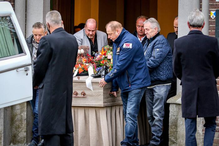 Afscheidsdienst van Mark Elbers druk bezocht