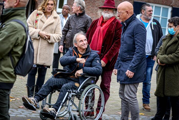 Afscheidsdienst van Mark Elbers druk bezocht