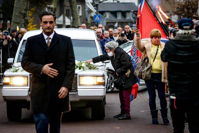 Afscheidsdienst van Mark Elbers druk bezocht