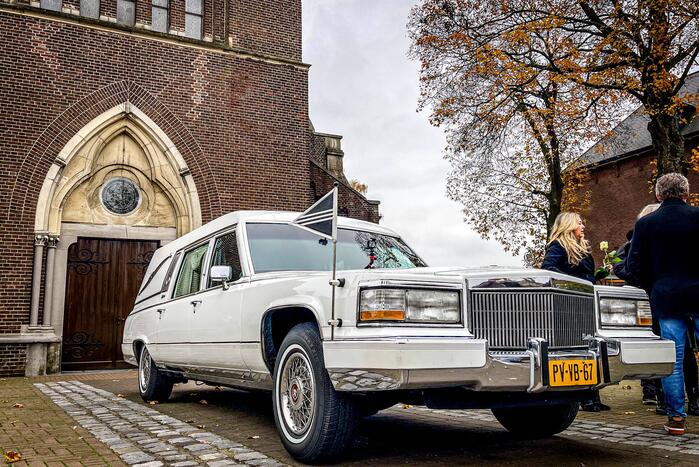 Afscheidsdienst van Mark Elbers druk bezocht