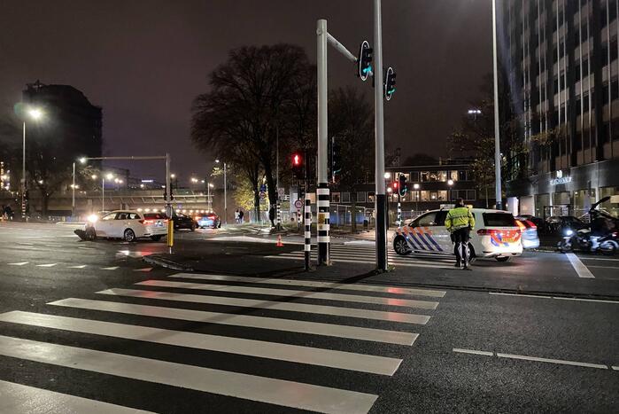 Taxi flink beschadigd na ongeluk