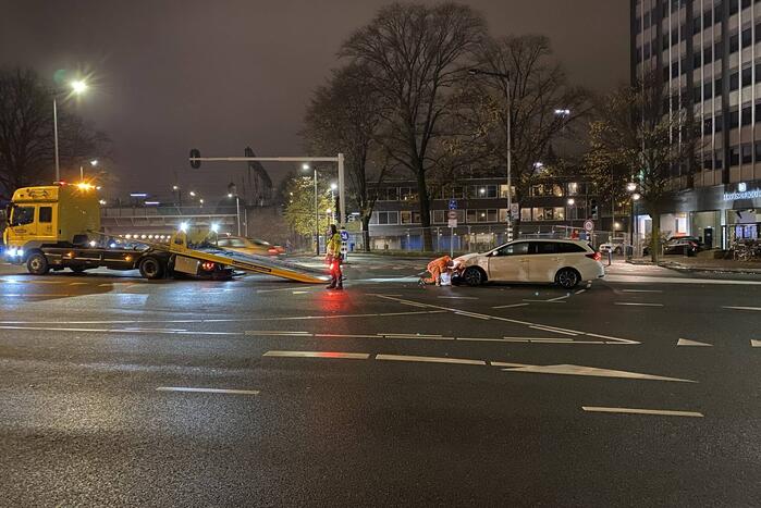 Taxi flink beschadigd na ongeluk