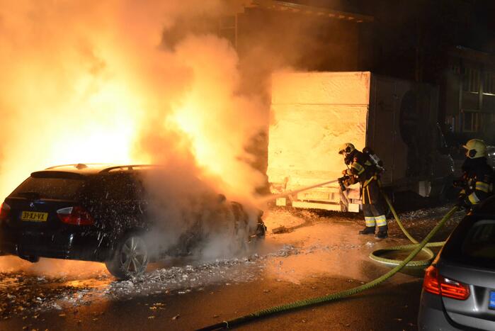 Forse brand in personenauto
