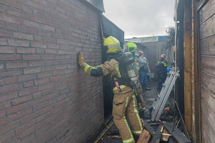 Jongeren stichten brand met vuurwerk in schuur