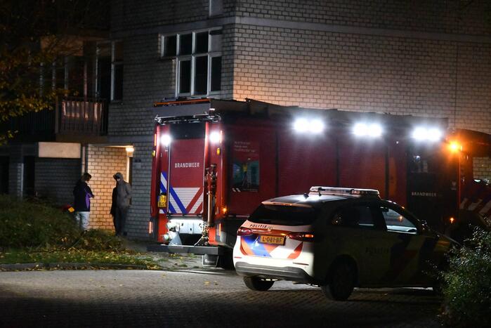 Brand in portiekwoning snel geblust