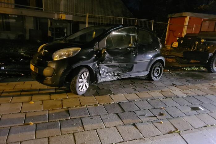 Schade aan personenauto's door botsing
