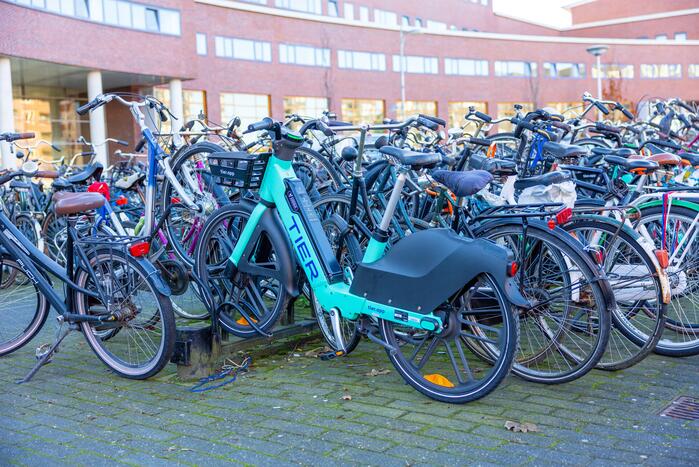Elektrische deelfietsen klaar voor gebruik