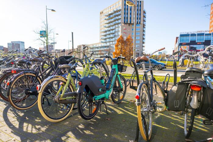 Elektrische deelfietsen klaar voor gebruik