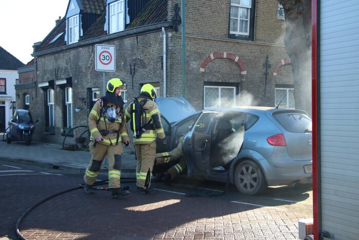 Auto total-loss door brand