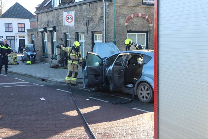 Auto total-loss door brand