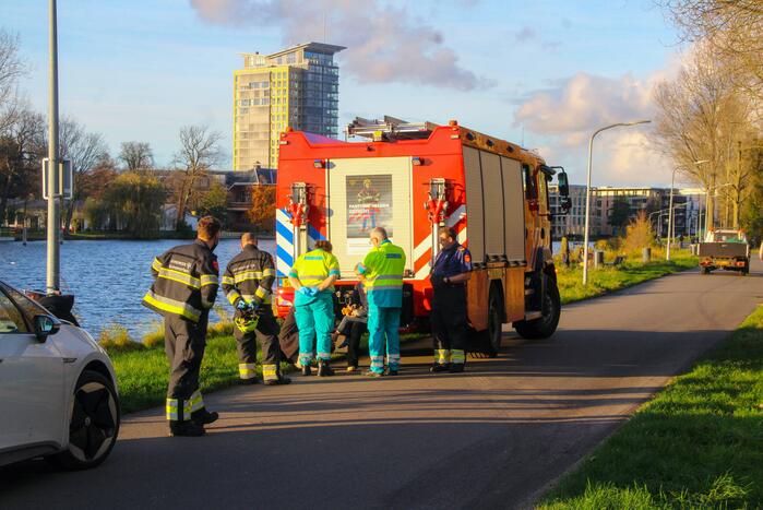 Kind komt vast te zitten tussen spaken van fiets