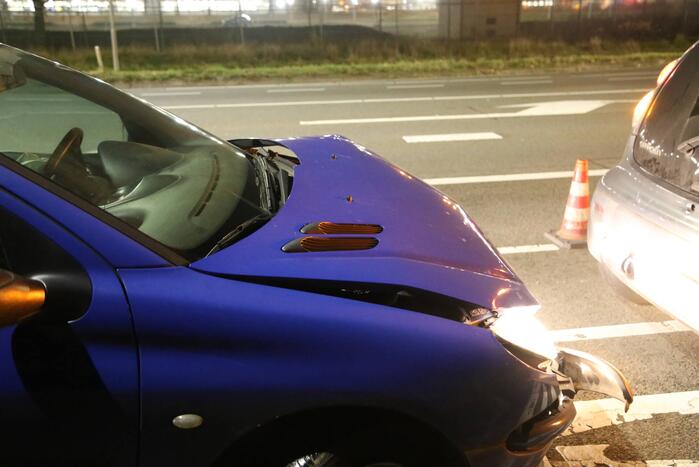 Kettingbotsing tussen vier voertuigen