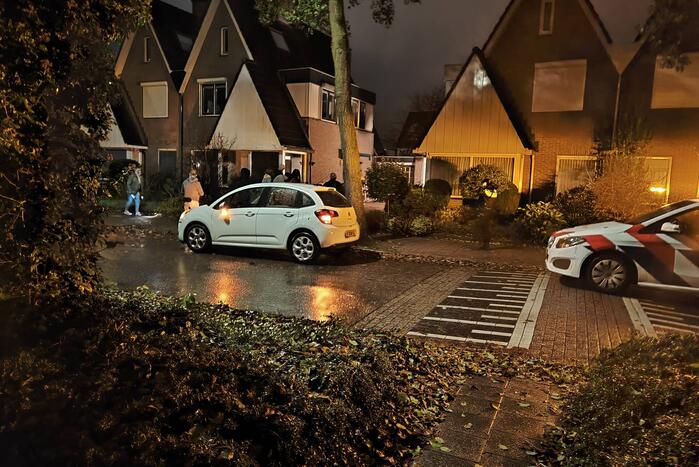 Scooter en personenauto in botsing