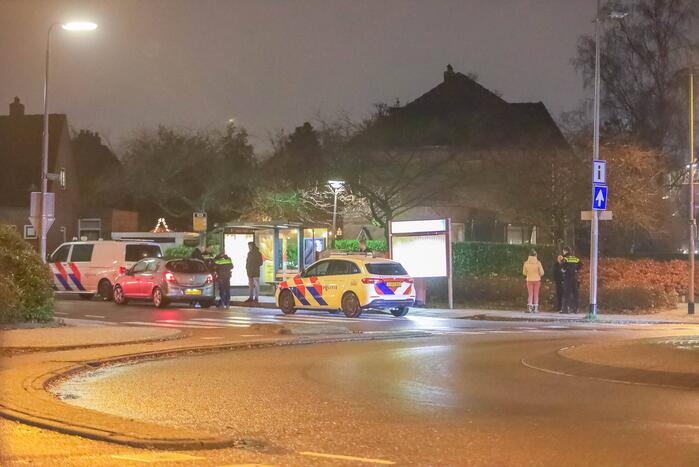 Agenten bemiddelen bij ruzie op straat