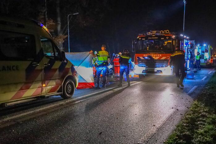 Automobilist zwaargewond bij aanrijding