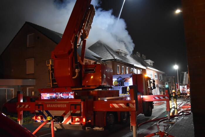 Dode en vier gewonden na brand