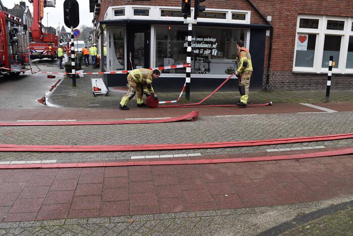 Dode en vier gewonden na brand