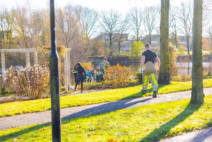 Traumahelikopter ingezet voor te water geraakt persoon