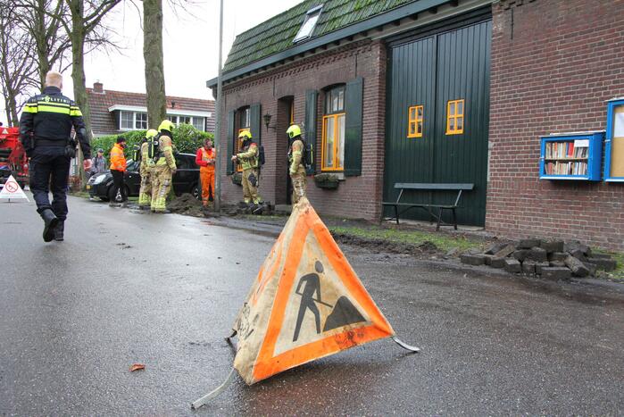 Brandweer doet onderzoek naar gaslucht in woning Boshoven