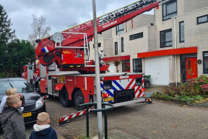 Schoorstenbrand in woning