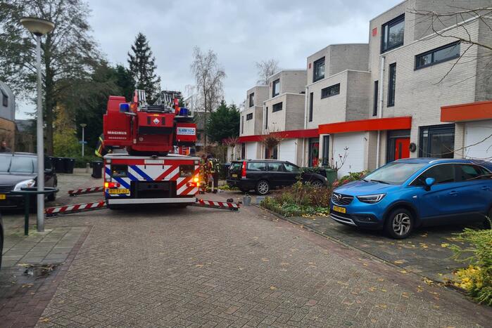 Schoorstenbrand in woning