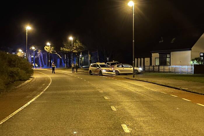 Auto klemgereden na achtervolging