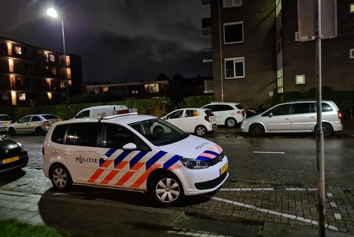 Persoon gewond na steekincident in woning