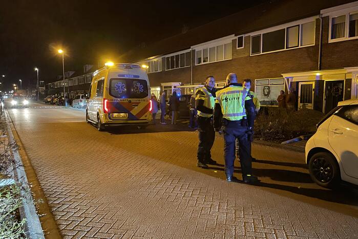 Auto belandt in tuin na aanrijding