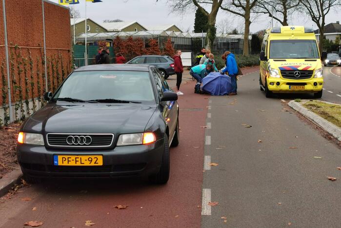 E-biker gewond bij aanrijding met auto