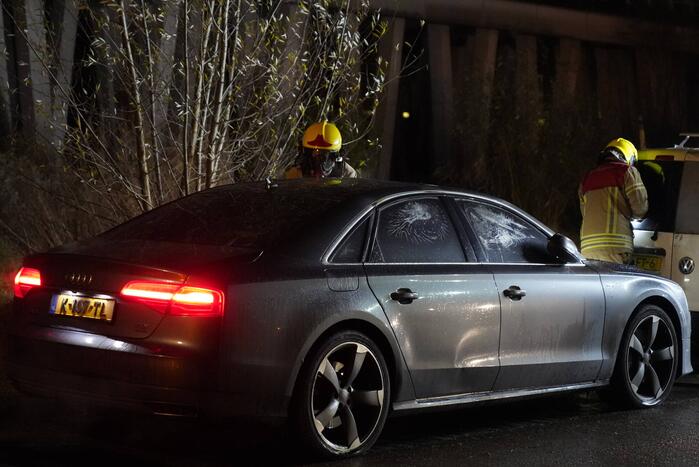 Flinke schade aan personenauto door brand