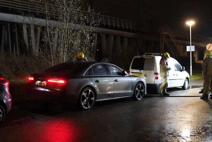 Flinke schade aan personenauto door brand