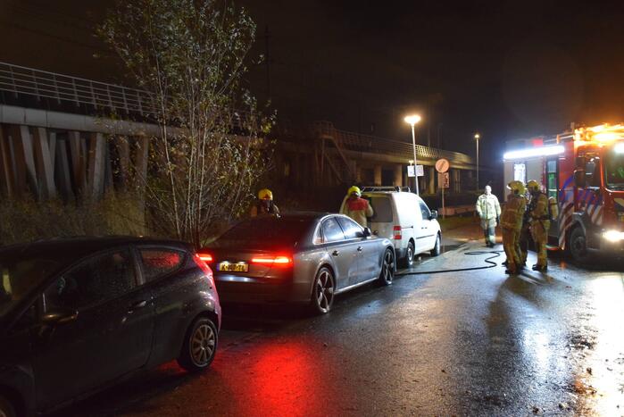 Flinke schade aan personenauto door brand