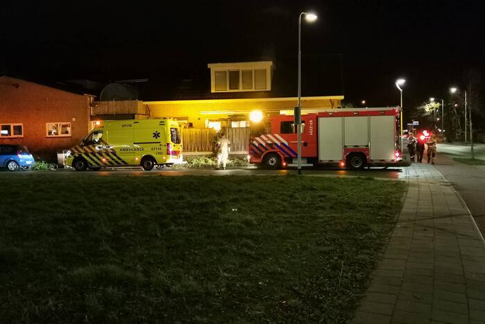 Brandweer doet onderzoek in woning