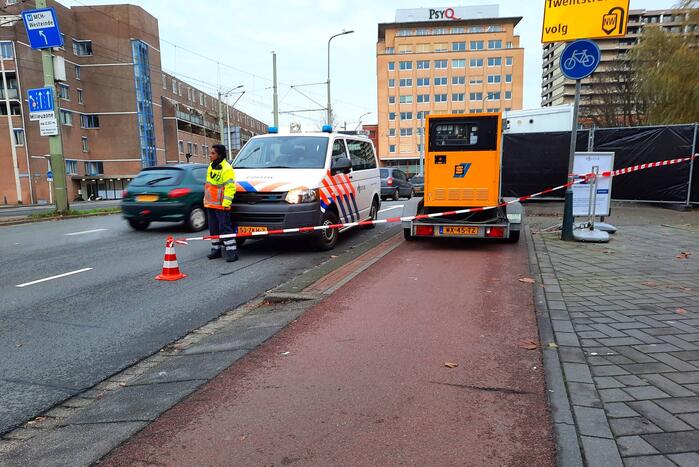 Weg afgesloten door reconstructie in politie-onderzoek
