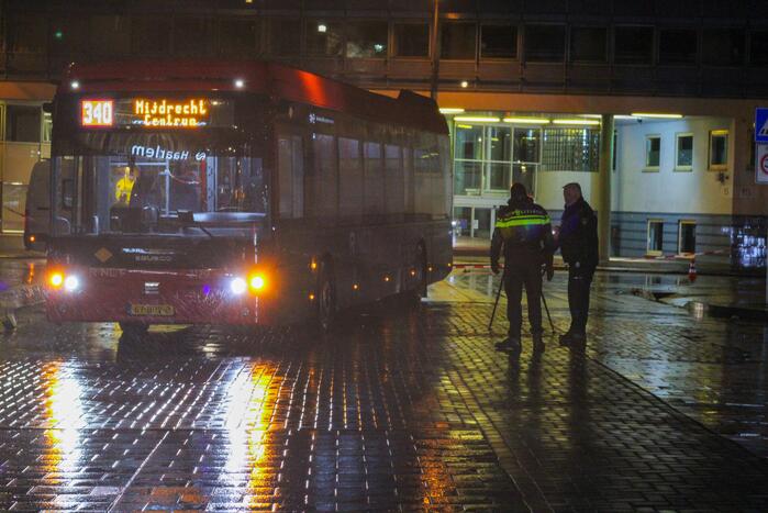Persoon gewond bij aanrijding met bus