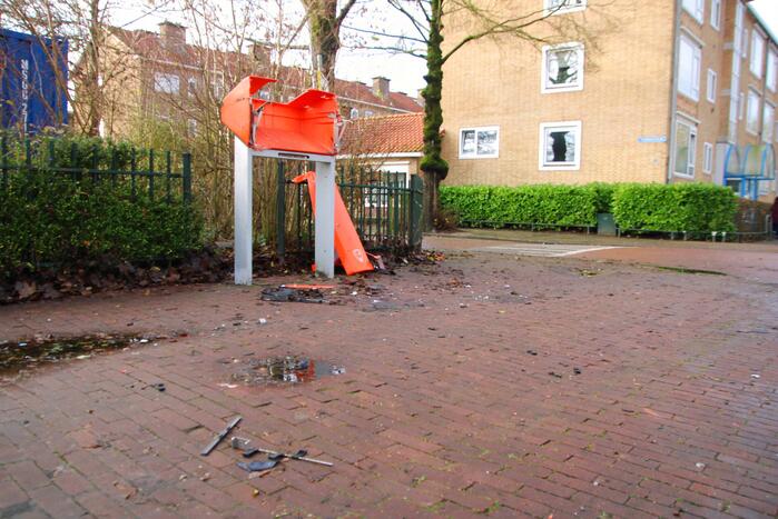 Brievenbus PostNL opgeblazen met vuurwerk