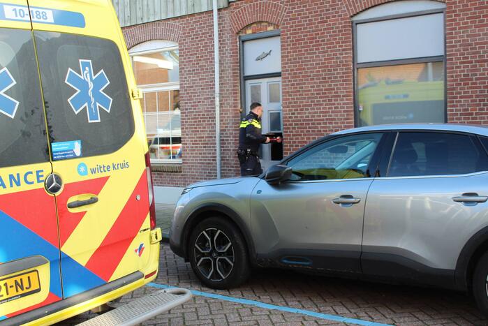 Persoon overleden aangetroffen in woning