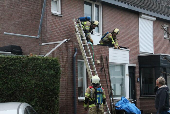 Brand in afzuigkap van woning