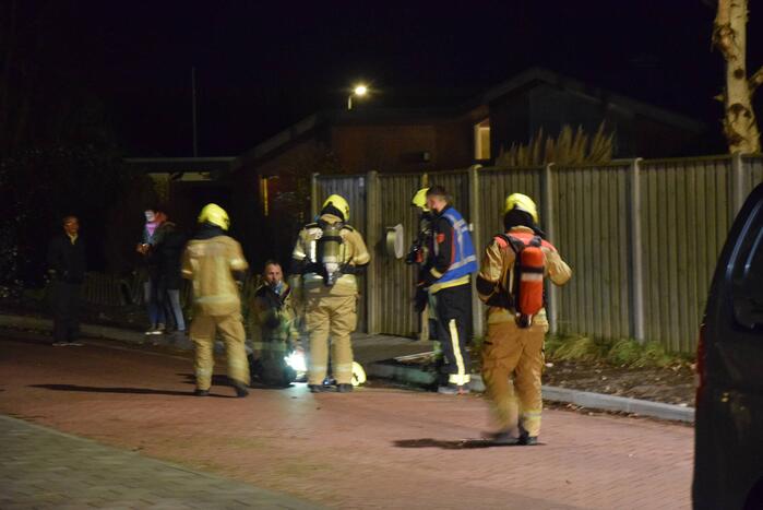 Brandweer sluit straat af door gaslekkage