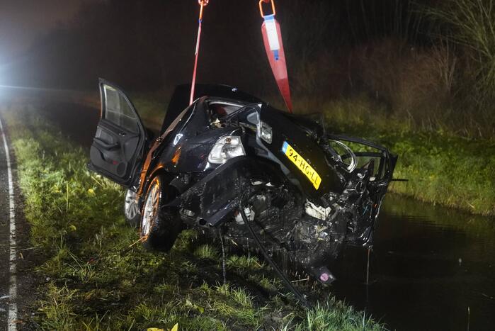 Automobilist ernstig gewond bij ernstig ongeval