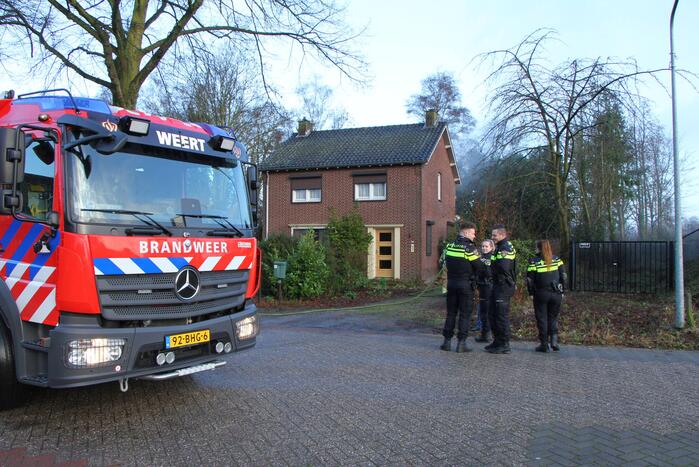 Veel rook bij brand in woning