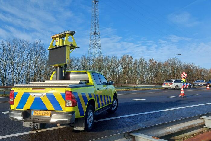 Ongeval tussen twee auto's op snelweg