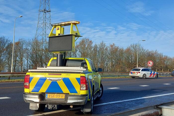 Ongeval tussen twee auto's op snelweg