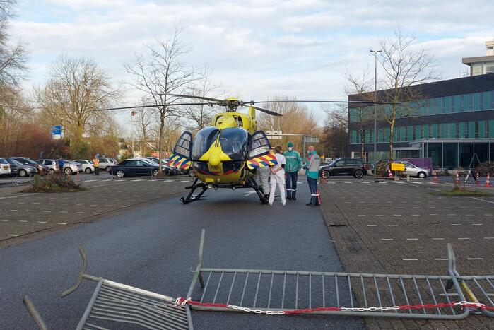 Lifeliner 5 landt voor Alrijne Ziekenhuis